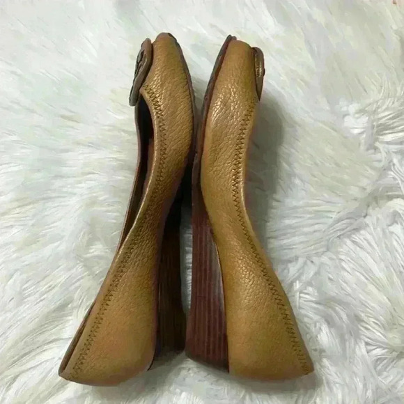 Tory Burch Brown Leather Sally Wedge Pumps Size 8M - Picture 8 of 13